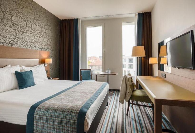 Номер Стандарт, Leopold Hotel Oudenaarde