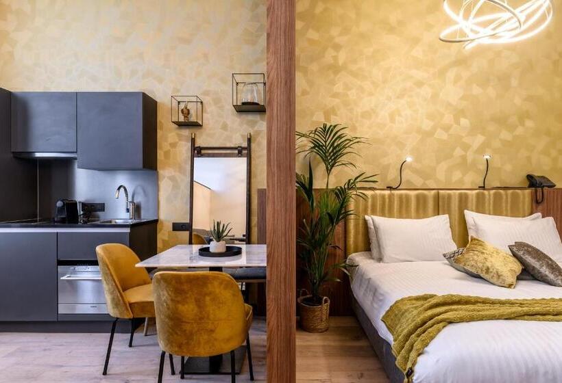 Студия Deluxe, Leopold Hotel Oudenaarde