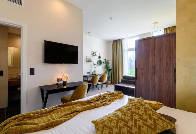 Студия Deluxe, Leopold Hotel Oudenaarde