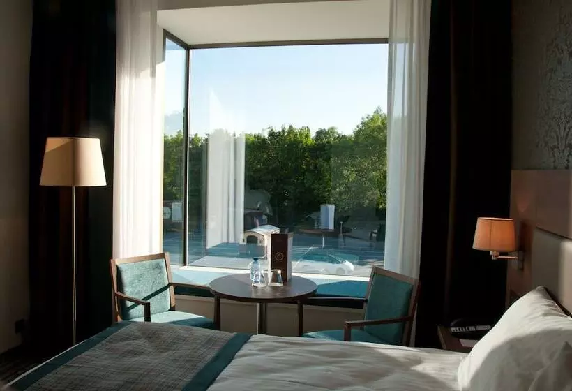 デラックスルーム, Leopold Hotel Oudenaarde