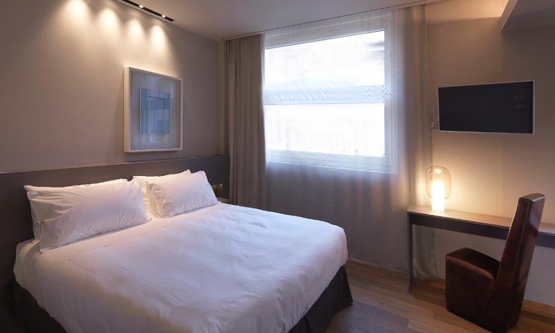 Chambre Supérieure, Posta Design