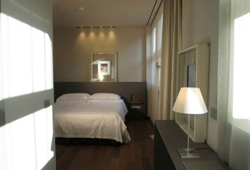 Chambre Deluxe, Posta Design