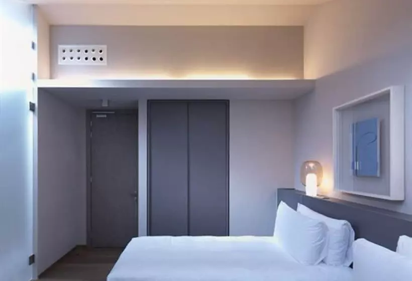 Chambre Standard Individuelle, Posta Design