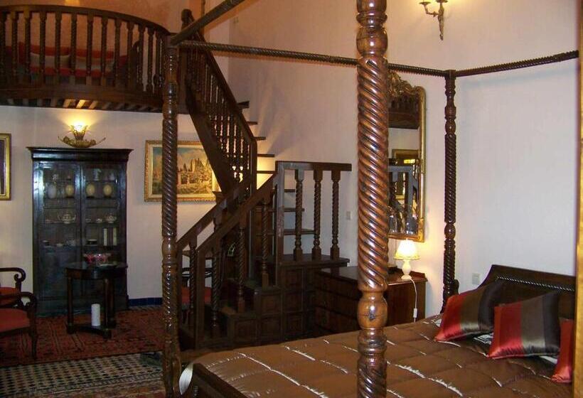 豪华套房, Ryad Salama