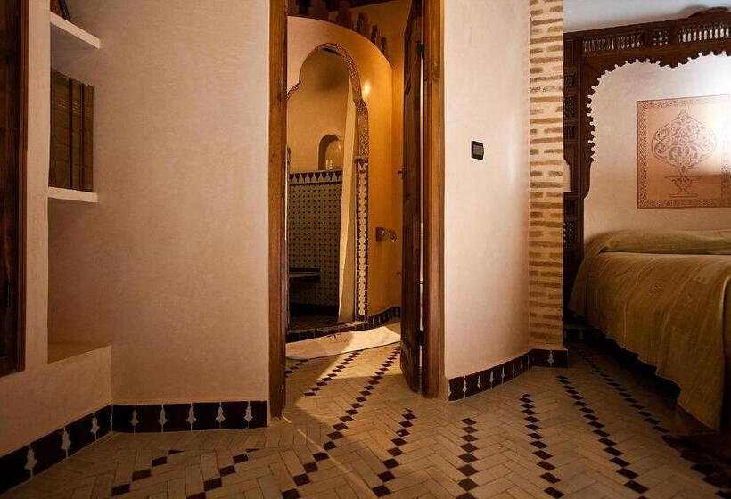 标准间, Ryad Salama