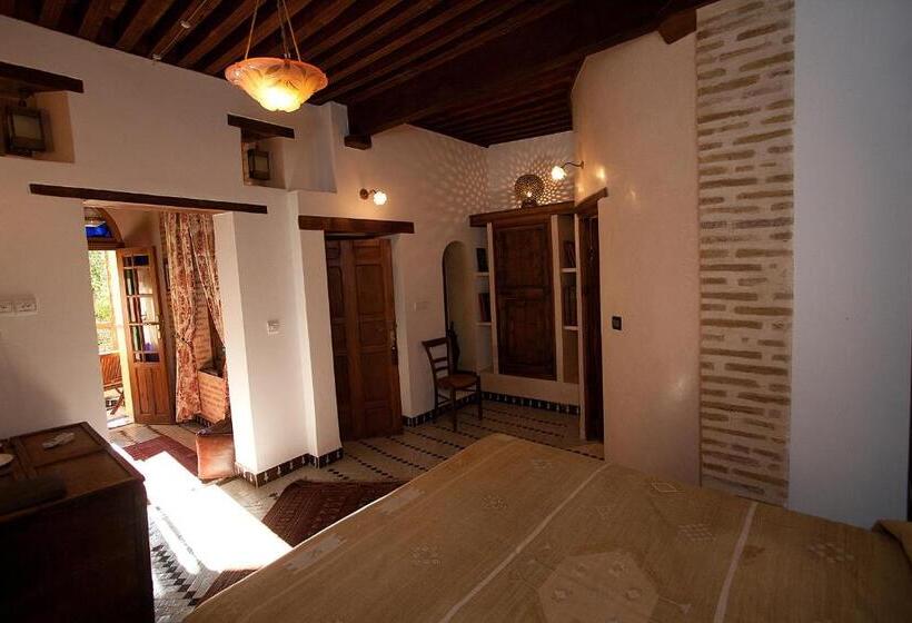 标准间, Ryad Salama