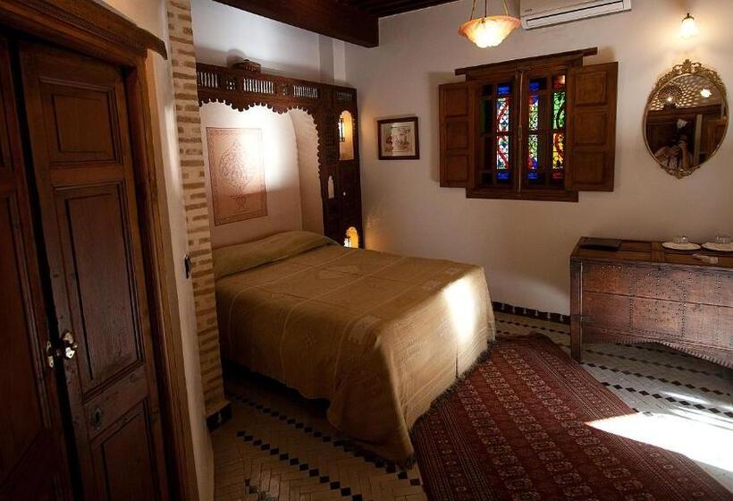 标准间, Ryad Salama