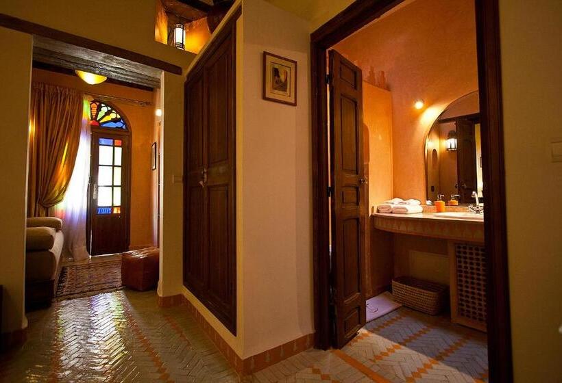 标准间, Ryad Salama