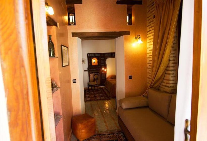 标准间, Ryad Salama