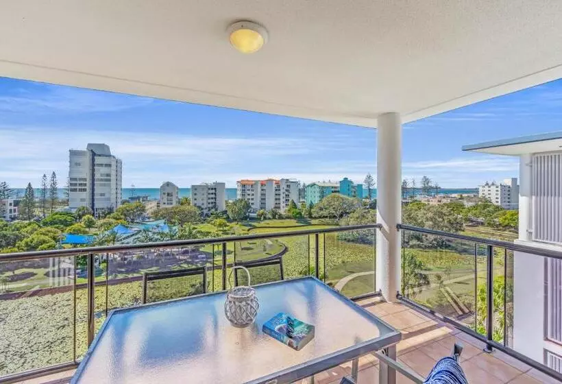 テラスつきの２ベッドルームアパートメント, The Mirage Resort Alexandra Headland