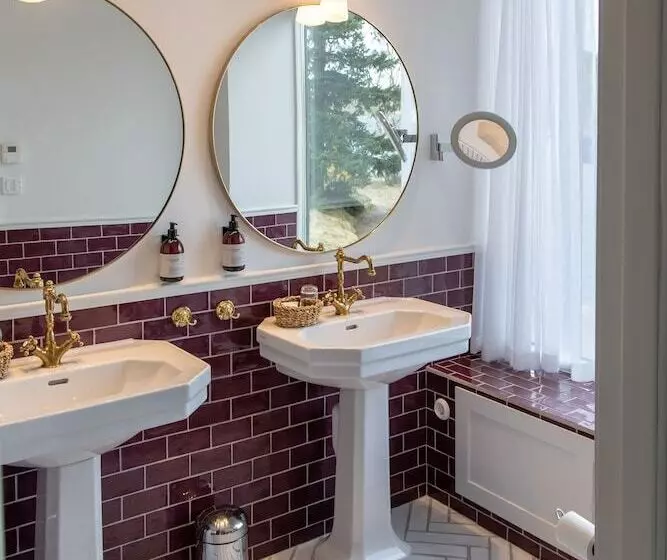 オーシャンビュースイート, Vår Gård Saltsjöbaden