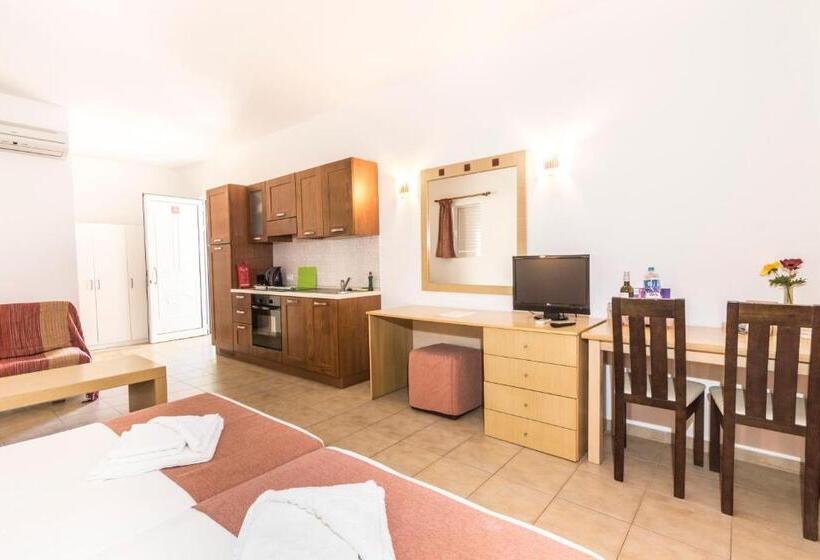 شقة غرفة واحدة, Lindos Blue Sky