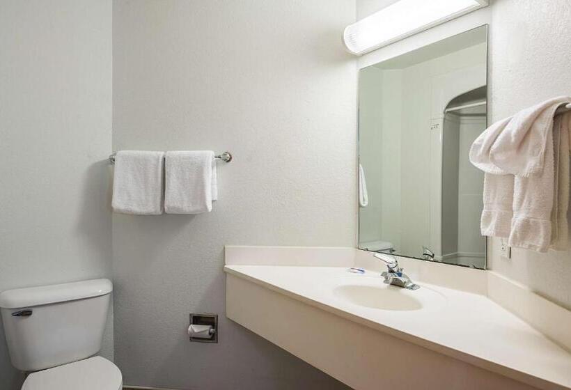 غرفة قياسية لذوى الاحتياجات الخاصة, Motel 6 Athens