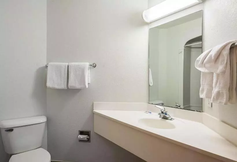 身障者適用スタンダードルーム, Motel 6 Athens
