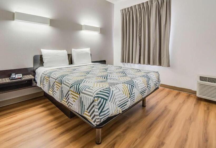 غرفة قياسية لذوى الاحتياجات الخاصة, Motel 6cleburne, Tx