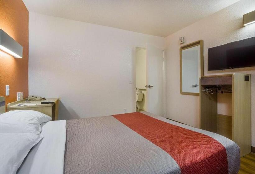 Номер Стандарт Адаптированный для Инвалидов, Park Inn By Radisson, Lakewood