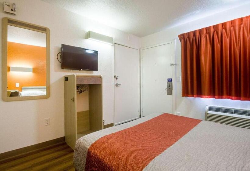 Номер Стандарт Адаптированный для Инвалидов, Park Inn By Radisson, Lakewood