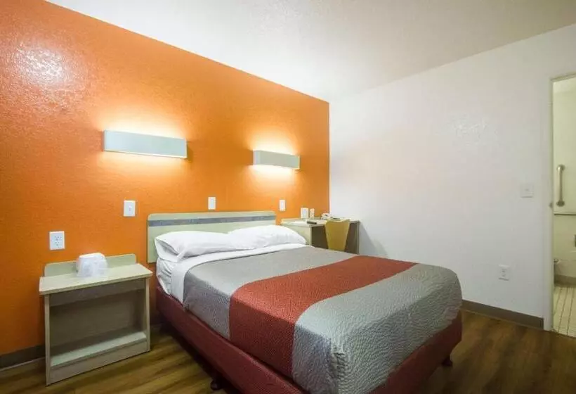 身障者適用スタンダードルーム, Park Inn By Radisson, Lakewood