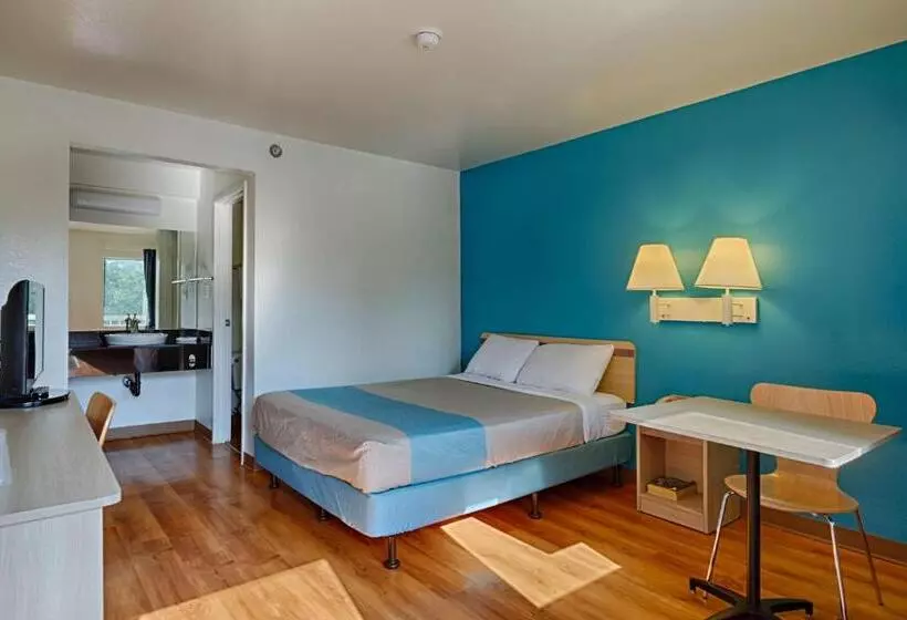 Standard-invahuone, Motel 6 Laurel, Dc Washington Northeast