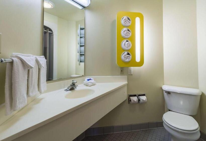 디럭스 룸, Motel 6milan, Oh  Sandusky