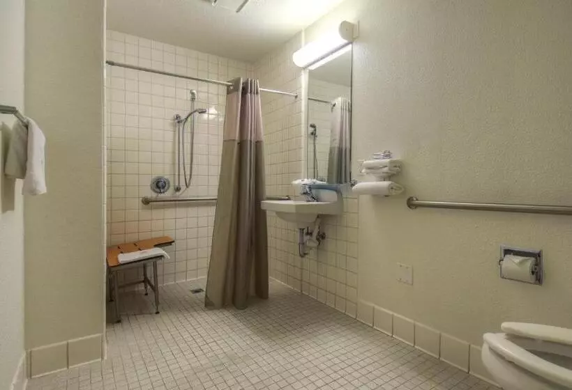 Standard-invahuone, Motel 6 Santa Ana, Ca