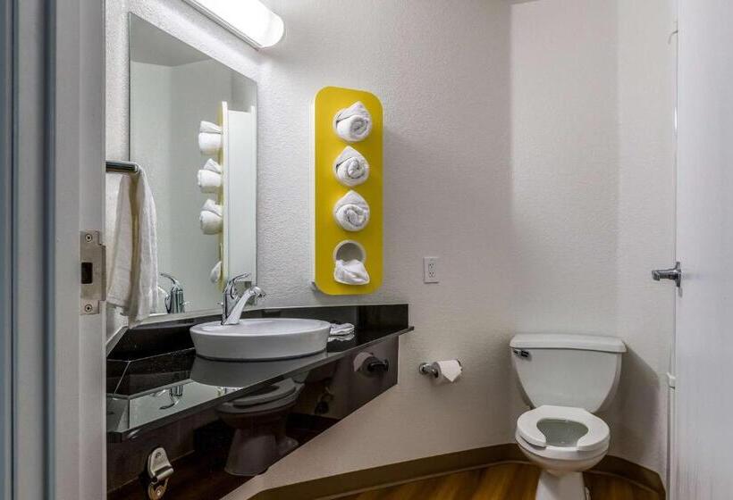Четырехместный Номер Deluxe, Motel 6west Des Moines, Ia