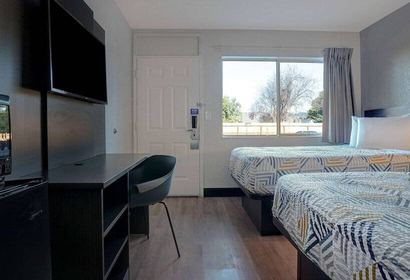 带2个双人床的标准工作室, Motel 6arcata, Ca Cal Poly Humboldt