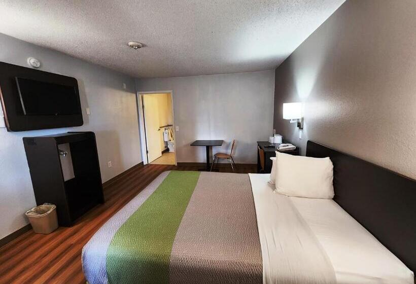 身障者適用キングサイズベッドルーム, Motel 6 Baytown, Tx  Baytown East