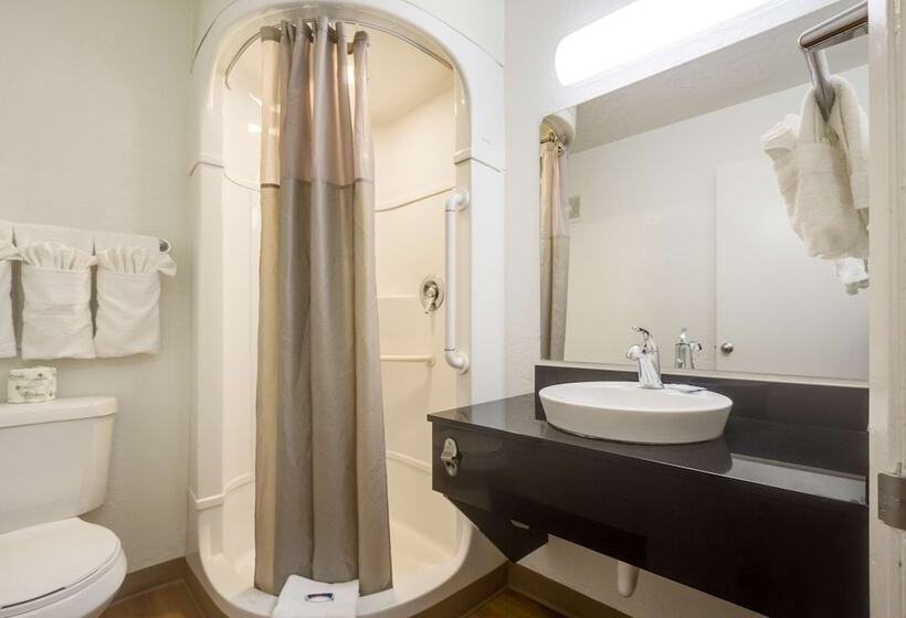 Номер Стандарт 2 Двуспальные Кровати, Park Inn By Radisson, Lakewood