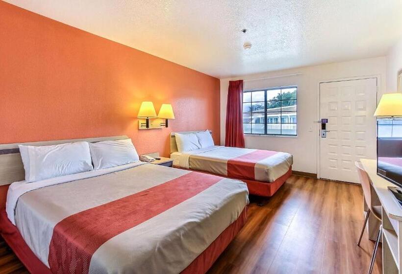 Номер Стандарт, Motel 6salinas, Ca  North Monterey Area