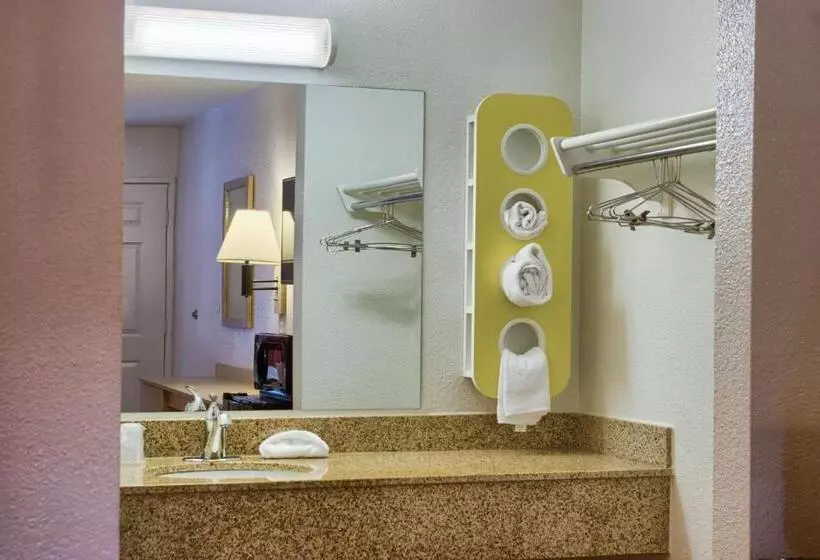 スタンダードルーム, Motel 6seattle, Wa  South