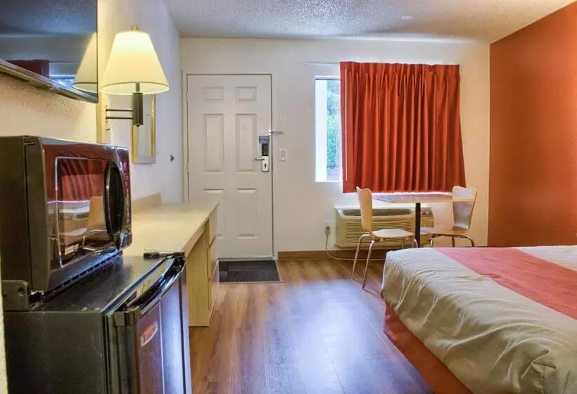 身障者適用スタンダードルーム, Motel 6seattle, Wa  South