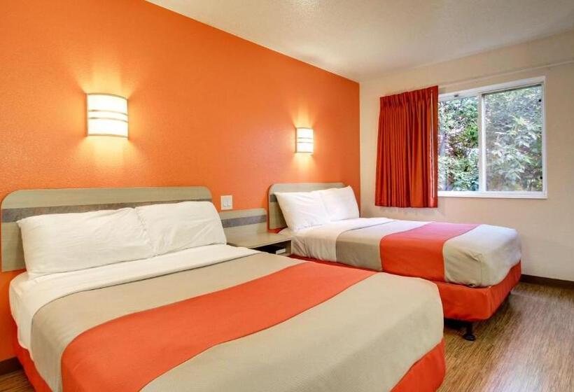 4인용 스탠다드 룸, Motel 6 Springfield, Il I 55 I 72