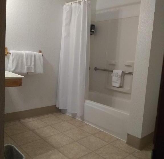 غرفة قياسية سرير كينج, The Orca Inn