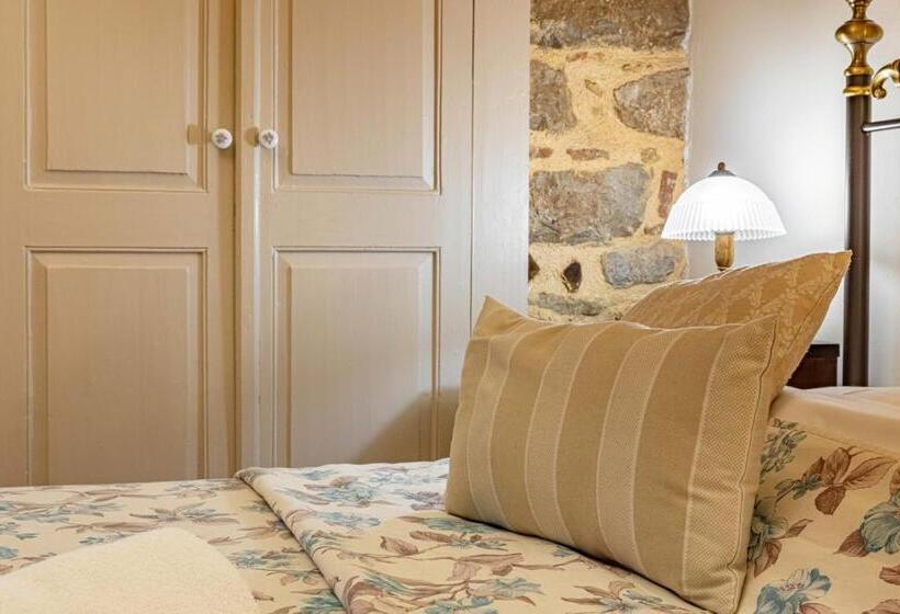 Номер Стандарт, Althaia Pension