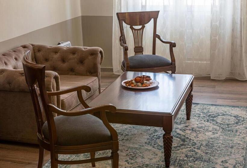 חדר סטנדרט לשלושה עם מרפסת, Althaia Pension