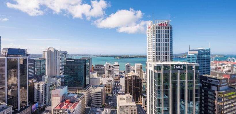 Люкс, Avani Metropolis Auckland Residences