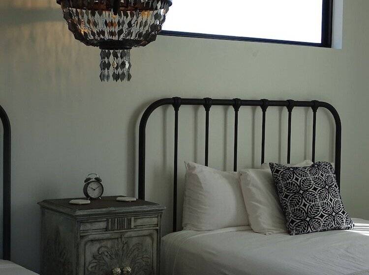 اتاق سوپریور چهار تخته, Bespoke Inn Scottsdale