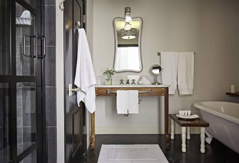 デラックスの4人部屋, Bespoke Inn Scottsdale