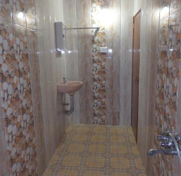 Quarto Estandar, Honolulu Home