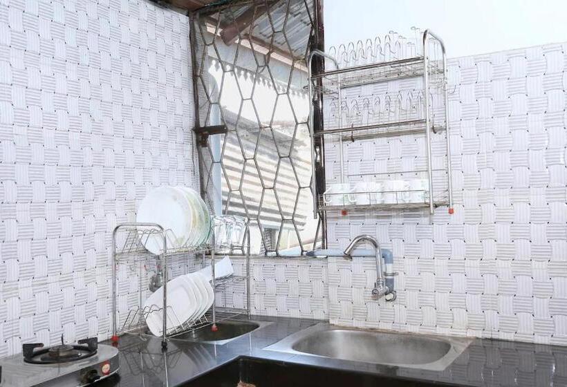 Quarto Estandar, Honolulu Home