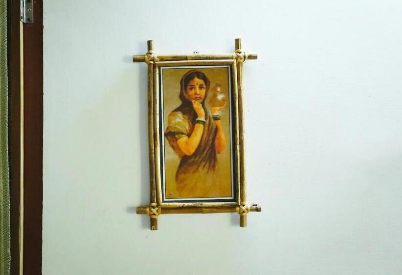 Quarto Estandar, Honolulu Home