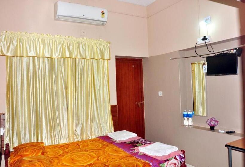 Quarto Estandar, Honolulu Home