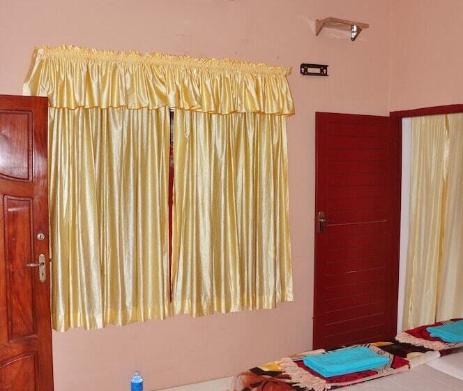 Quarto Estandar, Honolulu Home