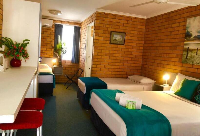 标准工作室, Bosuns Inn Motel