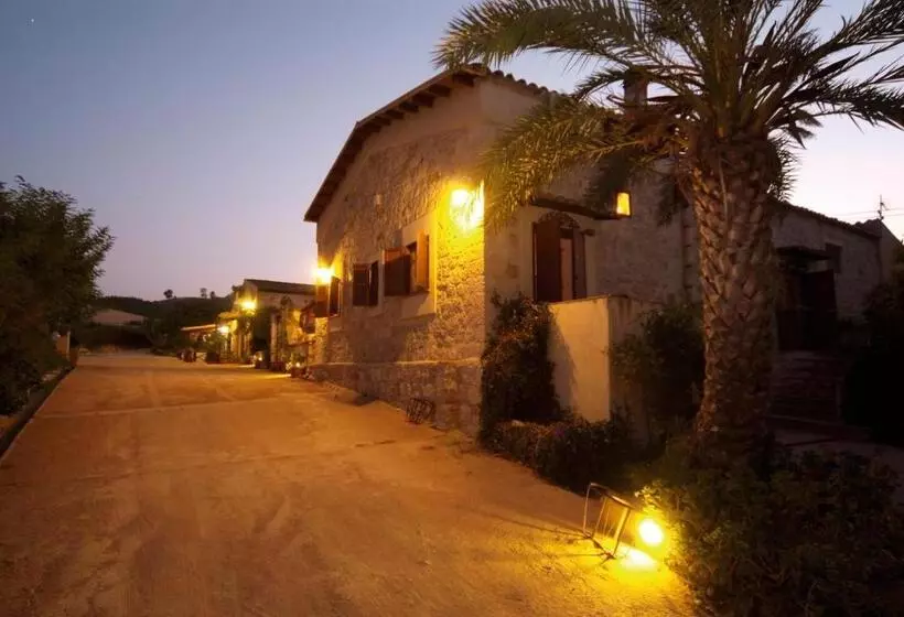 اتاق خانوادگی, Agriturismo Casalicchio