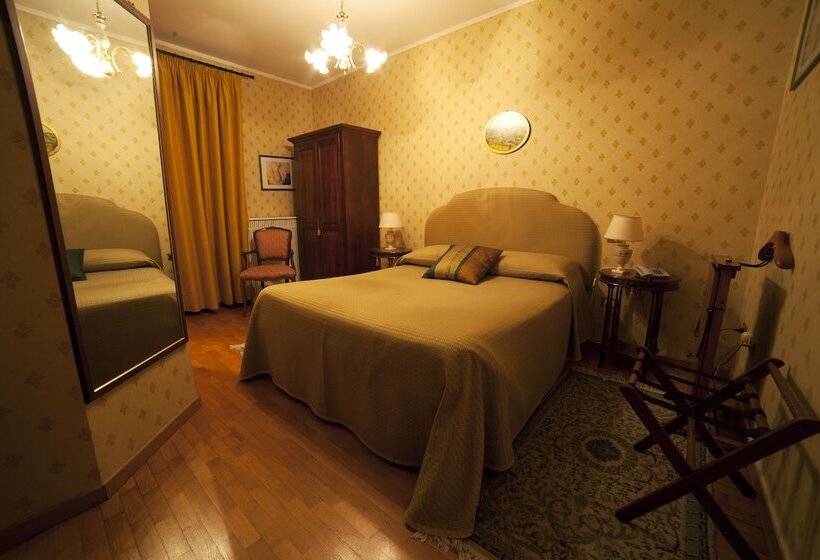 غرفة قياسية مطلة على الجبل, La Luma