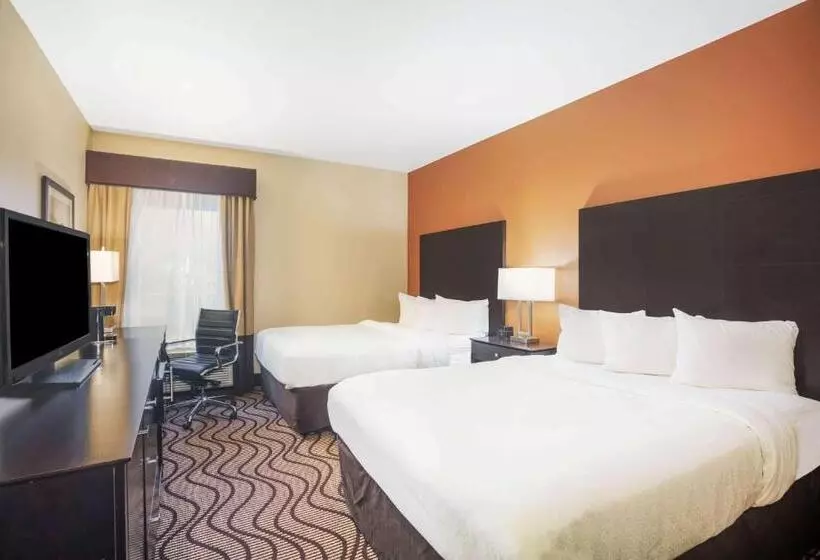 身障者適用スタンダードルーム, La Quinta By Wyndham Beeville