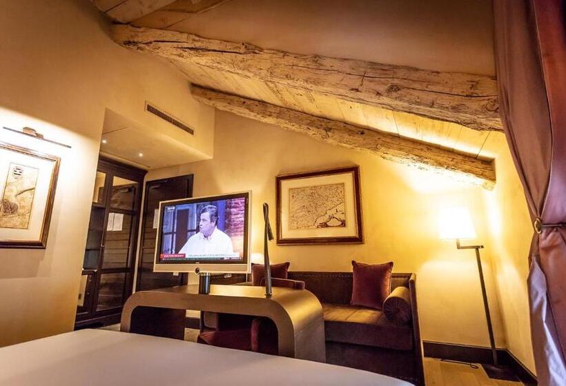 디럭스 룸, Palazzo Righini