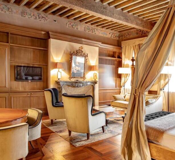 スイート, Palazzo Righini